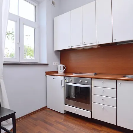 Praktyczne Апартаменти *